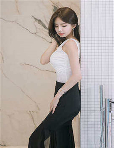 h動漫-少妇人妻真实偷人精品视频